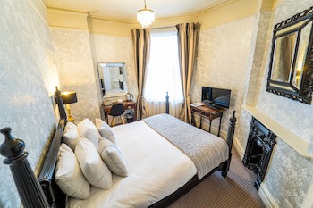 Brooks Guesthouse