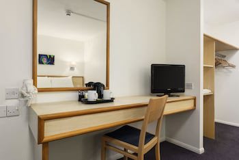 Days Inn By Wyndham Bridgend Cardiff M4