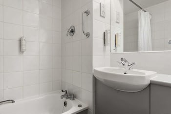Days Inn By Wyndham Bridgend Cardiff M4