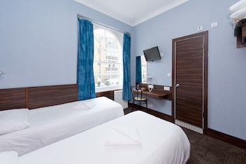 Crestfield Hotel