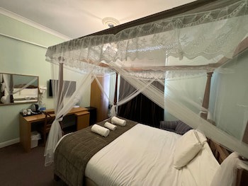 The George Hotel