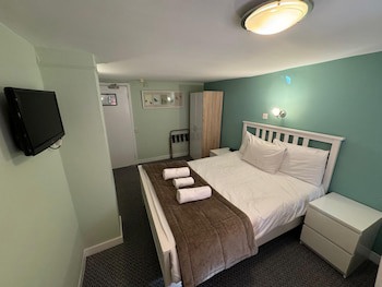 The George Hotel
