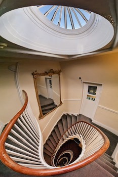 The George Hotel
