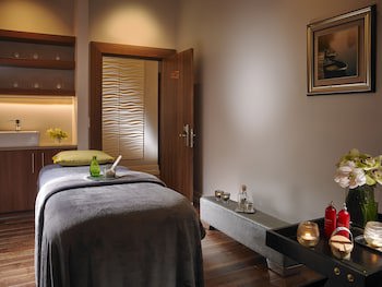 Castleknock Hotel