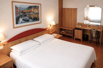 Phi Hotel Ambra galeri fotoğrafı