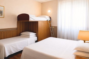 Phi Hotel Ambra galeri fotoğrafı