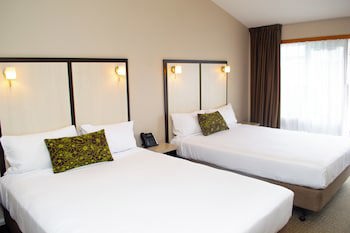 Copthorne Resort Solway Park