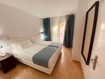 Bahia Serena - Adults Only