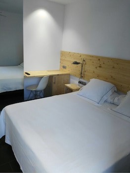 Tierra De Biescas Hotel