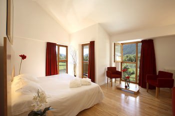 Tierra De Biescas Hotel