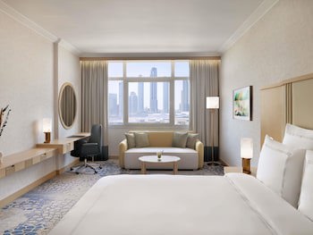 Swissotel Al Murooj Dubai galeri fotoğrafı