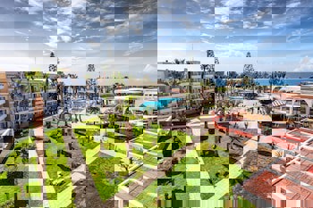 Louis Phaethon Beach