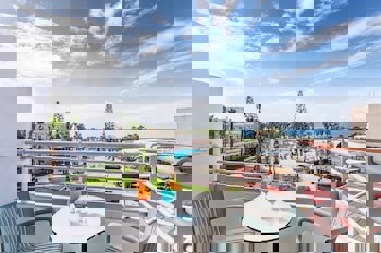 Louis Phaethon Beach