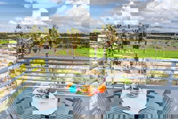 Louis Phaethon Beach