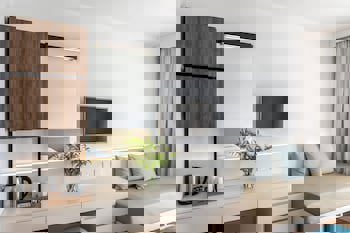 Louis Phaethon Beach