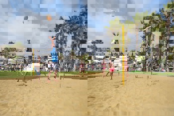 Louis Phaethon Beach