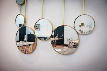 Cork's Vienna Woods Hotel And Villas