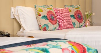 Cork's Vienna Woods Hotel And Villas
