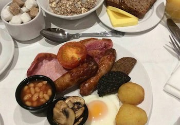 Cork's Vienna Woods Hotel And Villas