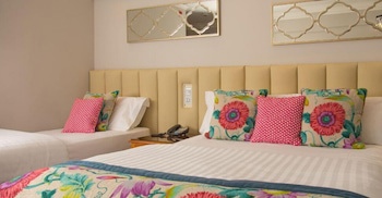 Cork's Vienna Woods Hotel And Villas