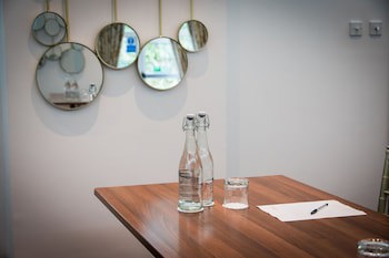 Cork's Vienna Woods Hotel And Villas