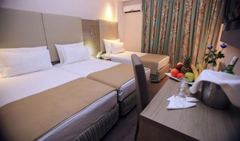 Amadil Ocean Club