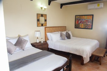Dona Elvira Boutique Hotel