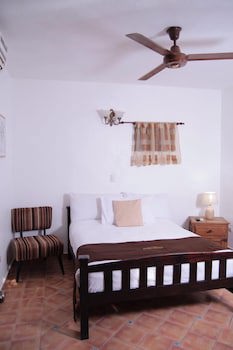 Dona Elvira Boutique Hotel