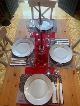 Dona Elvira Boutique Hotel