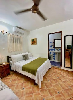 Dona Elvira Boutique Hotel