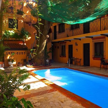Dona Elvira Boutique Hotel