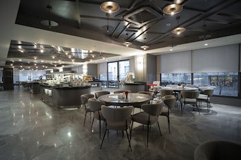 Arts Hotel Taksim