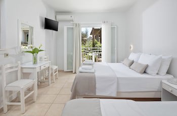 Bella Vista Beach Hotel and Studios galeri fotoğrafı