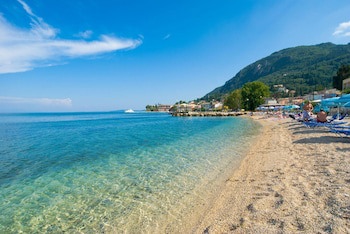 Bella Vista Beach Hotel and Studios fotoğrafı