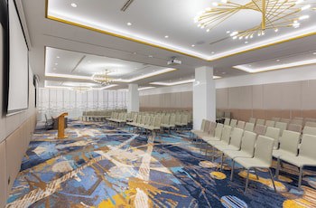 Crowne Plaza Belgrade, An Ihg Hotel