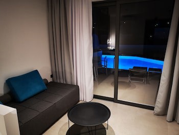 Zoes Hotel galeri fotoğrafı