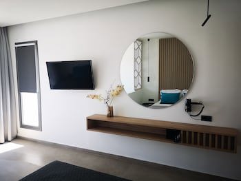 Zoes Hotel galeri fotoğrafı