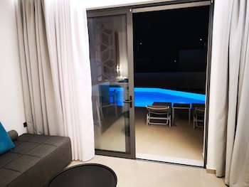 Zoes Hotel galeri fotoğrafı