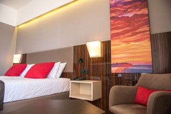 Ramada Plaza By Wyndham Thraki galeri fotoğrafı