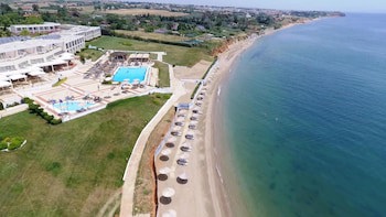 Ramada Plaza By Wyndham Thraki fotoğrafı