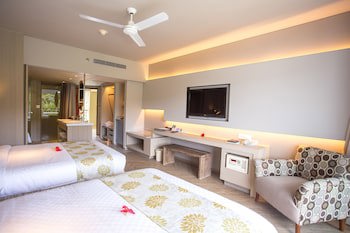 Palau Royal Resort