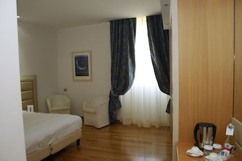 Palazzo Virgilio galeri fotoğrafı