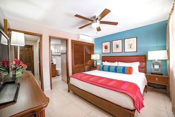 Simpson Bay Resort, Marina & Spa
