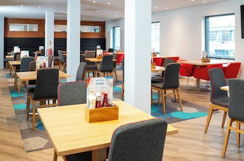 Holiday Inn Express Stevenage, An Ihg Hotel