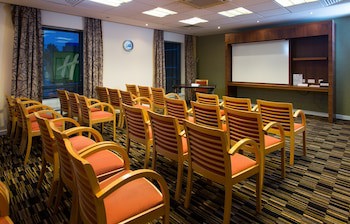 Holiday Inn Express Stevenage, An Ihg Hotel
