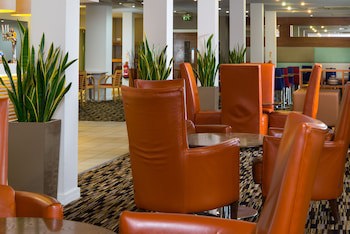 Holiday Inn Express Stevenage, An Ihg Hotel