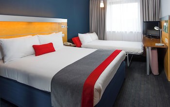Holiday Inn Express Stevenage, An Ihg Hotel