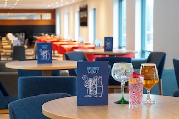 Holiday Inn Express Stevenage, An Ihg Hotel