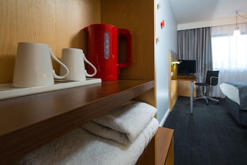 Holiday Inn Express Stevenage, An Ihg Hotel