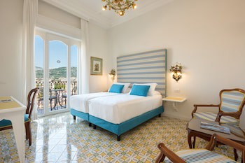 Grand Hotel Capodimonte fotoğrafı
